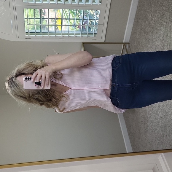 Tommy Bahama Pink and White Linen Blend Tie Front Button Up Shirt Size M… - Picture 7 of 11